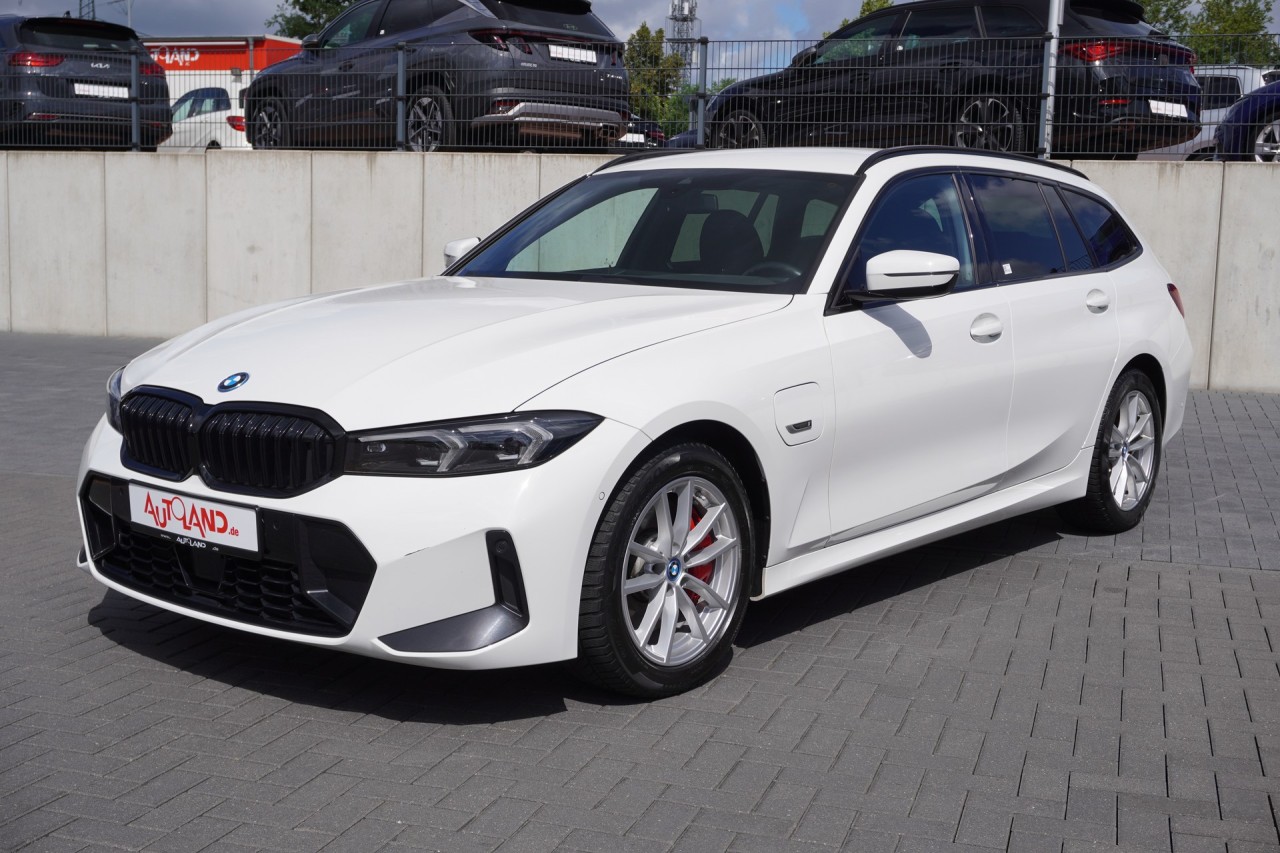 BMW 330 e M-Sport Touring PHEV