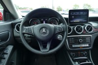 Mercedes-Benz CLA 180 Shooting Brake 
