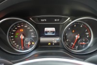 Mercedes-Benz CLA 200 AMG Line