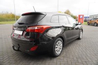 Hyundai i30 Kombi 1.4 Trend blue