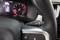 Volvo XC 40 XC40 T3 Momentum Pro