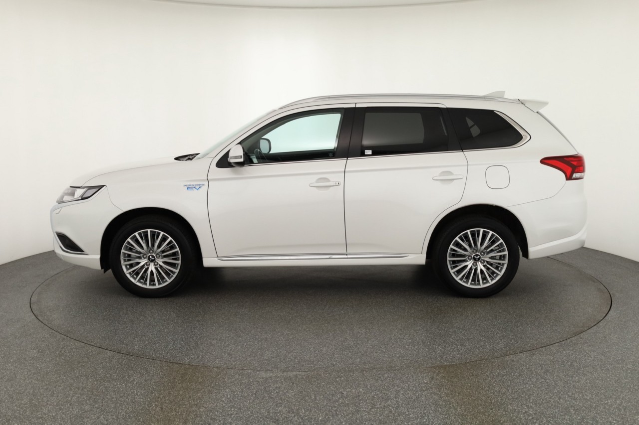 Mitsubishi Outlander 2.4Hybrid PHEV Basis 4WD