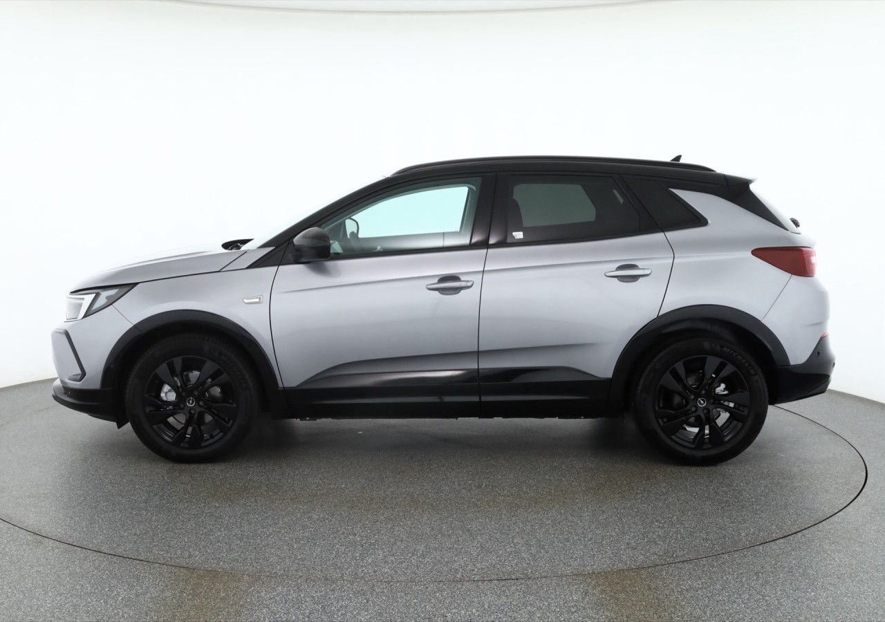 Opel Grandland 1.2 T GS Line