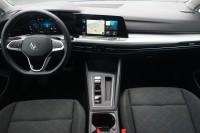 VW Golf VIII Variant Life eTSI
