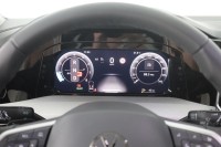 VW Golf VIII Variant 1.5 TSI DSG