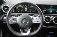 Mercedes-Benz A 220 A220 AMG Line 4Matic