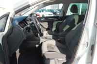 VW Golf 1.5 TSI Highline R-Line