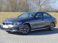 Vorschau: BMW 318 i Advantage Aut.