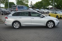 VW Golf VIII Variant 1.0 Life