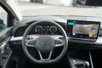VW Golf VIII Variant 1.5 TSI
