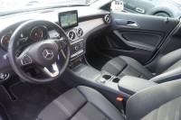 Mercedes-Benz GLA 200 Urban Aut.