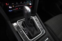VW Passat Variant 2.0 TDI DSG R-Line