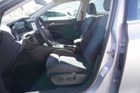 VW Golf VIII Variant 2.0 TDI DSG Style