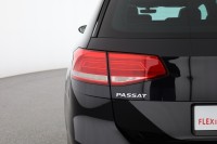 VW Passat Variant 2.0 TSI DSG R-Line