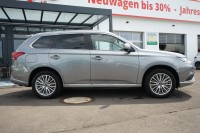 Mitsubishi Outlander 2.4 PHEV 4WD