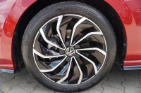 VW Golf VIII 1.5 eTSI R-Line DSG
