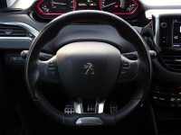 Peugeot 2008 1.2 PureTech Black Edition