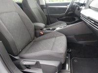 VW Golf VIII 1.0 eTSI Life DSG