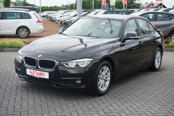 BMW 320 i xDrive Advantage