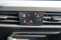VW Golf VIII Variant 1.0 Active