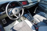 VW Golf VIII Variant 2.0 R-Line