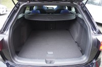 VW Golf VIII Variant 2.0 R 4Motion