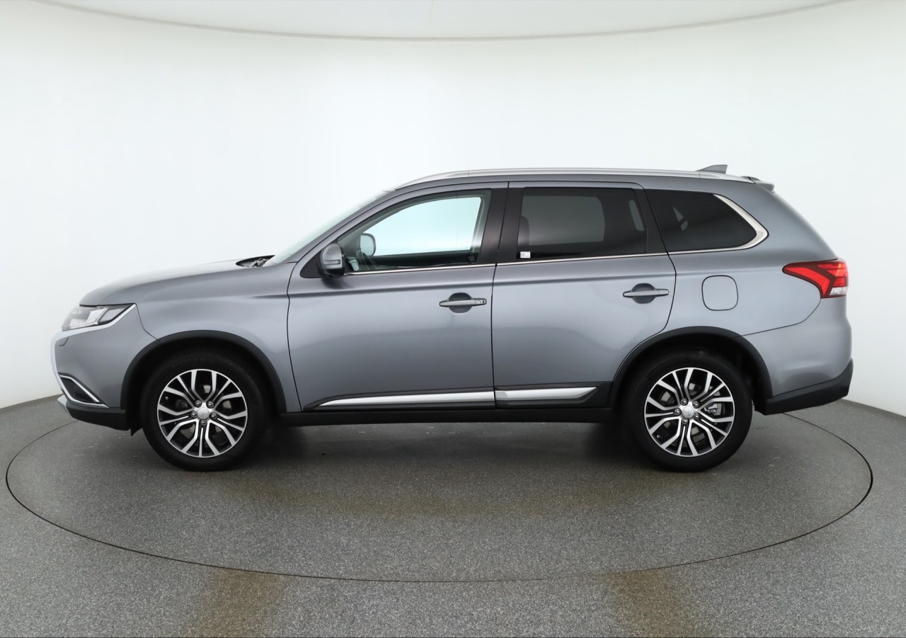 Mitsubishi Outlander 2.2 DI-D Edition 100+ 4WD