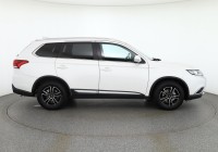Mitsubishi Outlander 2.0 Active+ 4WD CVT