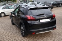 Peugeot 2008 1.2 PureTech Crossway