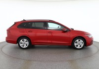 VW Golf VIII Variant 1.5 eTSI DSG
