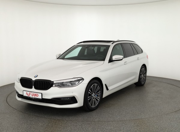 BMW 540 540i Touring xDrive Sport Line