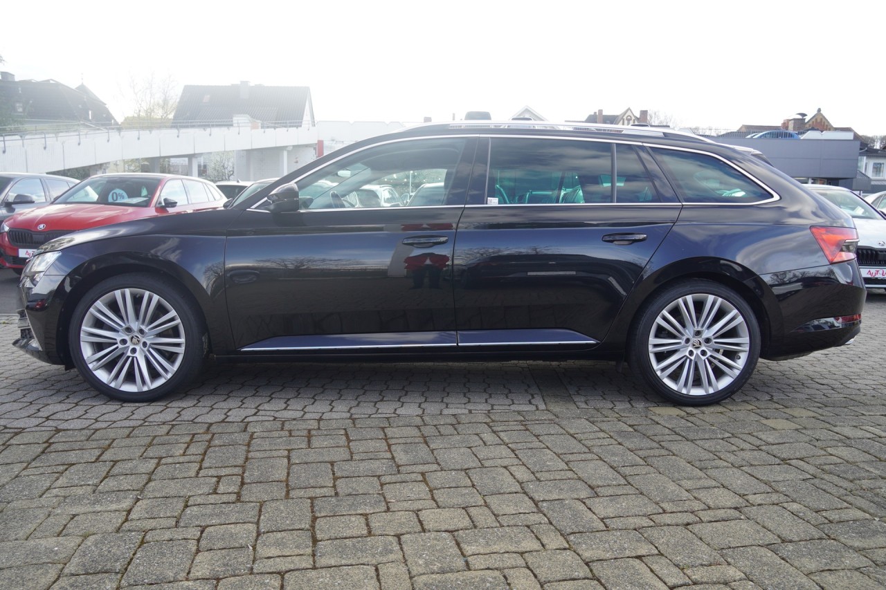 Skoda Superb Combi 2.0 L&K 4x4