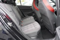 VW Golf VIII 2.0 GTI DSG