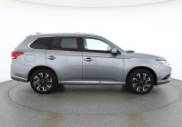 Mitsubishi Outlander 2.0 PHEV Top 4WD