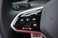 VW Golf VIII 2.0 GTI DSG