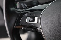 VW Golf VII Variant 2.0 TDI DSG R-Line