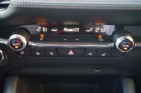 Mazda 3 SKYACTIV-G M-Hybrid Selection