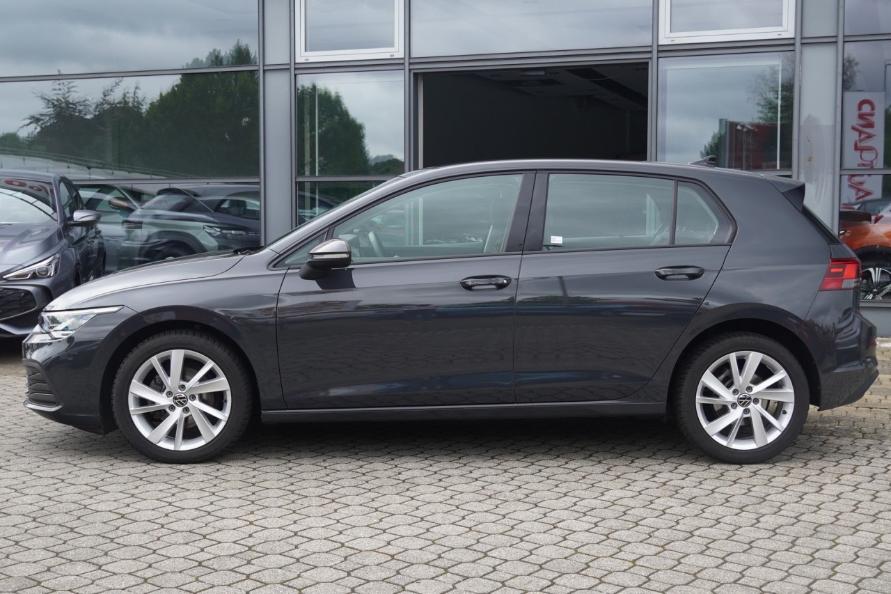 VW Golf VIII 1.0 eTSI DSG Life