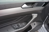 VW Passat Variant 2.0 TDI R-Line 4Motion Edition