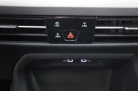 VW Golf VIII Variant 1.5 eTSI DSG