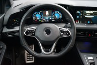 VW Golf VIII Variant 1.5 eTSI R-Line