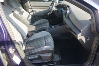 VW Golf VIII Variant R-Line eTSI