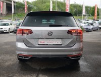 VW Passat Variant 2.0 TSI DSG R-Line