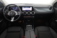 Mercedes-Benz GLA 180 DCT Progressive