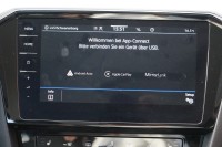 VW Passat Variant 1.5 TSI DSG R-Line