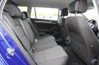 VW Passat Variant 1.5 TSI R-Line