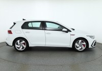 VW Golf VIII 2.0 GTI DSG