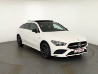 Mercedes-Benz Shooting Brake CLA 250 e AMG Line