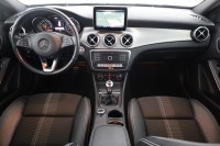 Mercedes-Benz GLA 180 Urban