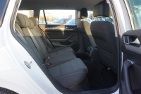 VW Passat Variant 1.5 TSI R-Line